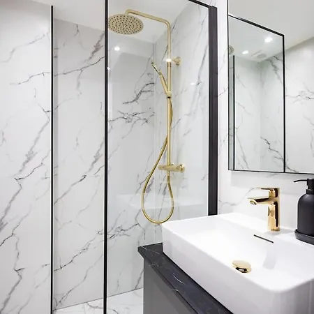 Amazing Luxury *